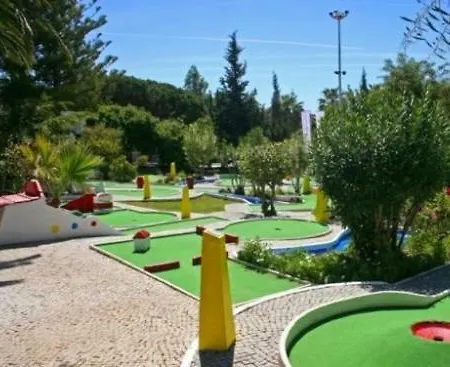 Sleeps 4 Pool Air Con Wifi Apartment *