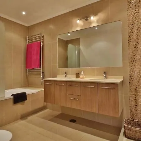 Apartment Sleeps 4 Pool Air Con Wifi Vale do Lobo